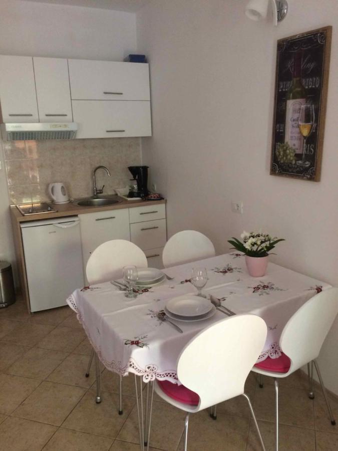 Apartmani Nadija Ρόβινι Εξωτερικό φωτογραφία