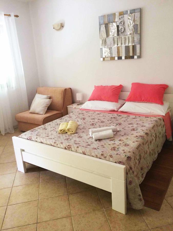 Apartmani Nadija Ρόβινι Εξωτερικό φωτογραφία